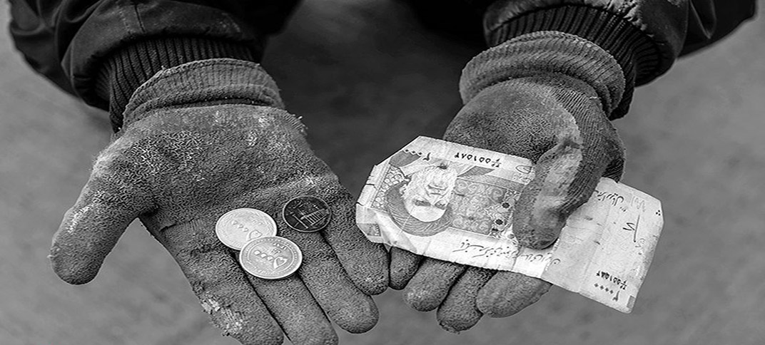 «آقای وزیر» برای چه کسی خودرو وارد می‌کنید؟/ کارگران پراید هم نمی‌توانند بخرند!